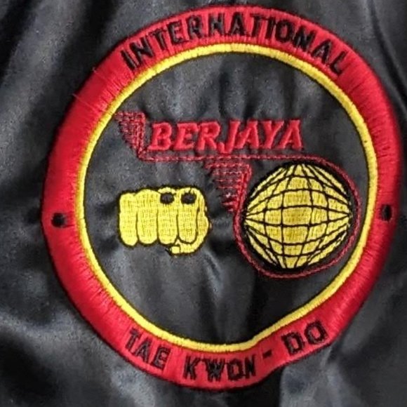 Lined bomber jacket with Tae Kwon-Do patch - Picture 3 of 4